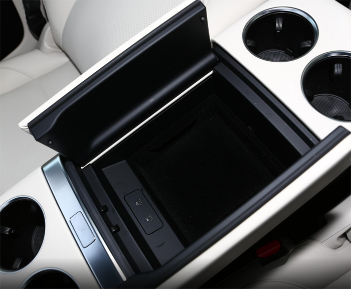 車(chē)載有線(xiàn)充電模塊案例